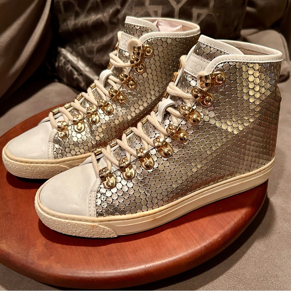 Stokton Leather High Top Sneakers Silver Size US 6 EU 36